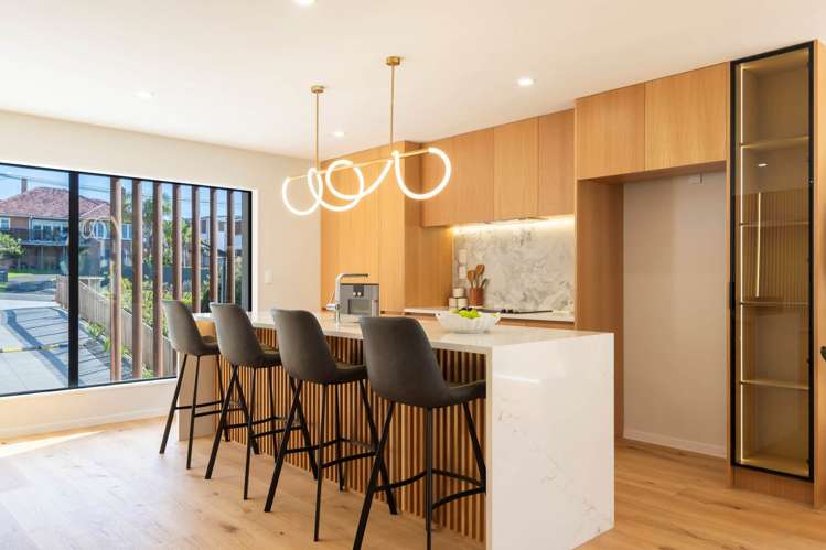 1/403 Beach Road Mairangi Bay_3