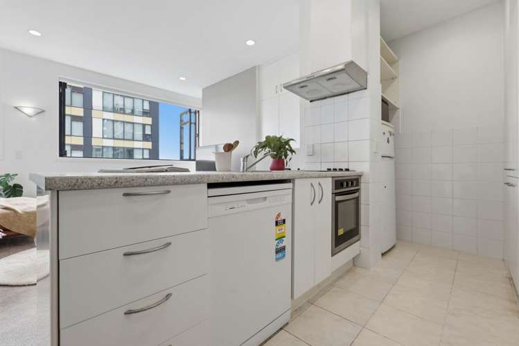 4D/105 Anzac Avenue_5