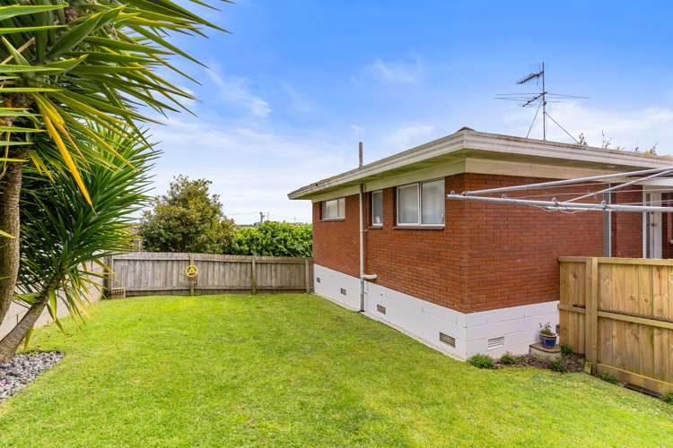 2/9 Duke Street Papakura_21