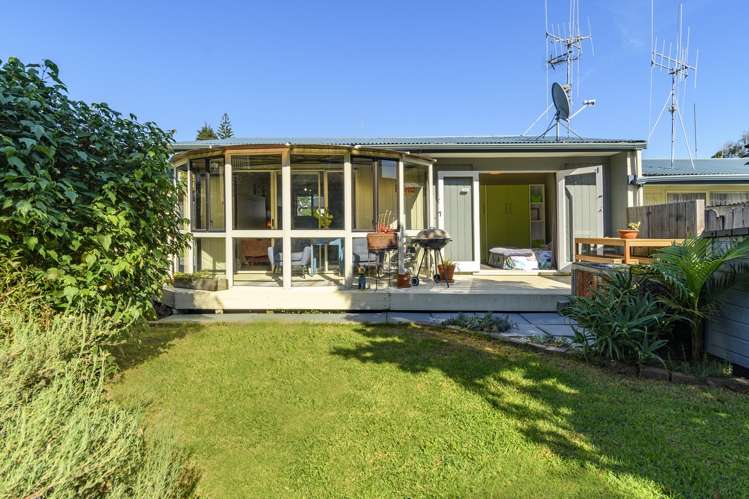 2/20 Seymour Place Bellevue_0