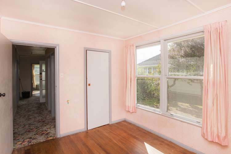 21 Glasgow Crescent Kaiti_13