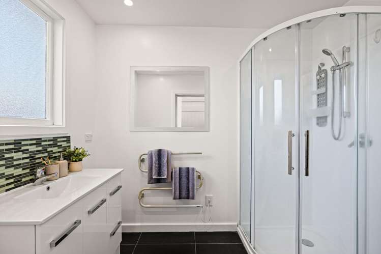 242 Bower Avenue North New Brighton_11
