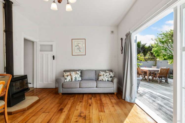 3 Beaver Road East Bombay_12