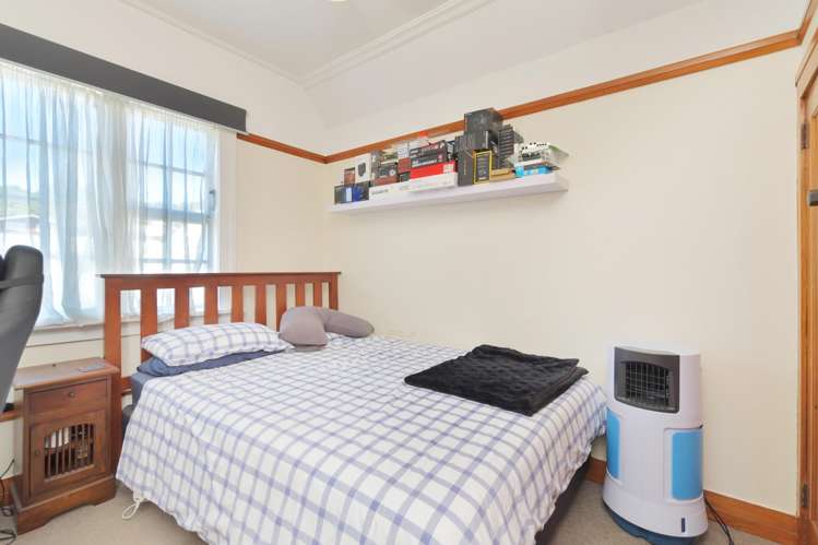 227 The Parade Island Bay_9