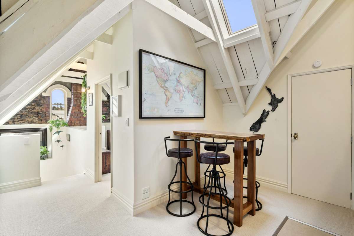 3B/27 Falcon Street_1