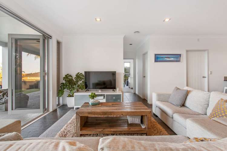 126 Beachlands Road Beachlands_17