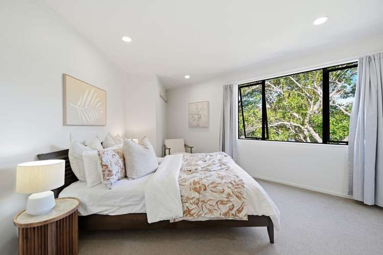 2/18 Stredwick Drive Torbay_7
