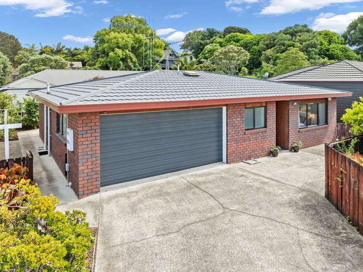 2/10 Braintree Street Te Kamo_1