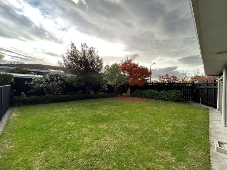 17 Whiting Crescent Greenmeadows_13