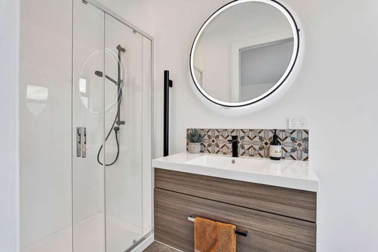 323 Koru Road Koru_23