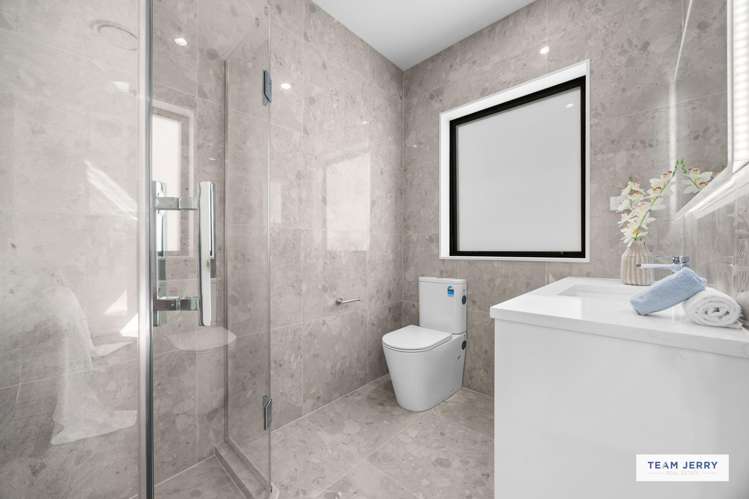 11 Tuwai Crescent Opaheke_18