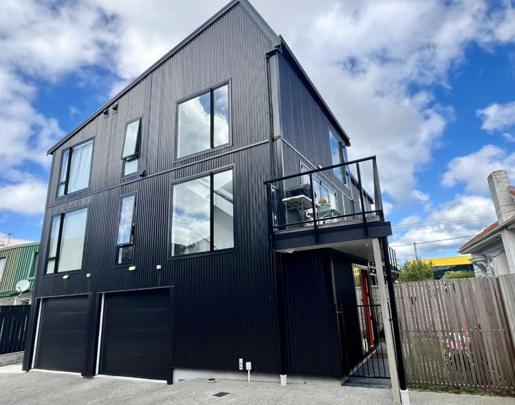 4/101 Rongotai Road Kilbirnie_0