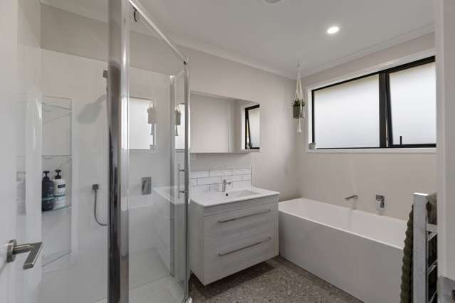 11 Rayner Lane Marton_4