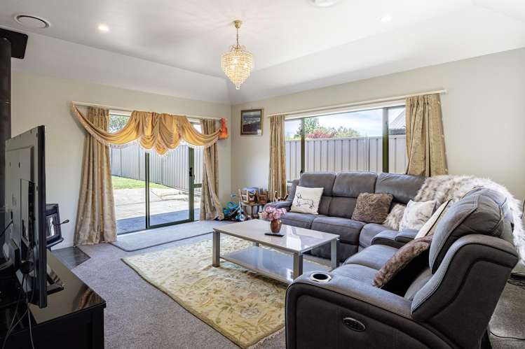 37 Brooklands Drive Havelock North_3