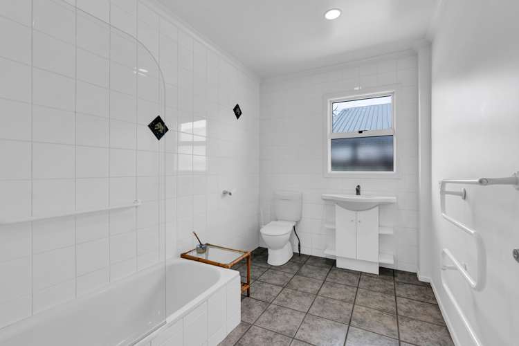 136 Mangati Road Bell Block_12