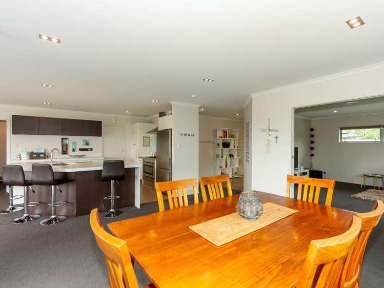 9b Manukaka Heights Hurdon_7