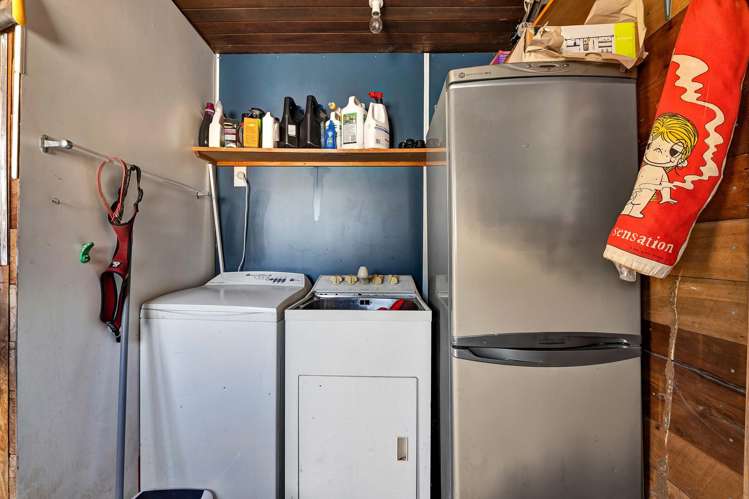 80 Fenton Street Stratford_24