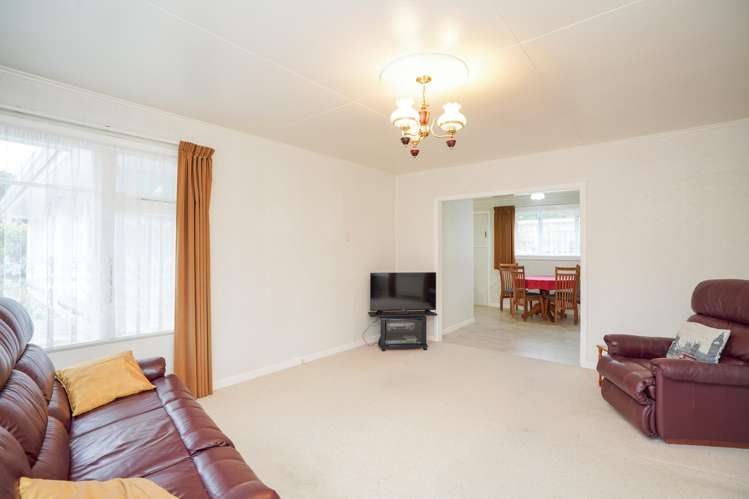 64 Ariki Avenue Otatara_7