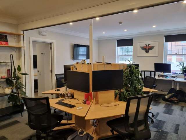 232 Oriental Parade Oriental Bay_2