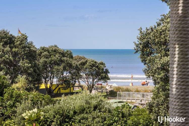 19 Beach Road Waihi Beach_16