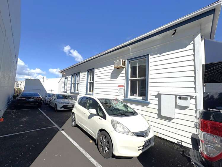 115 Newton Road Newton_9