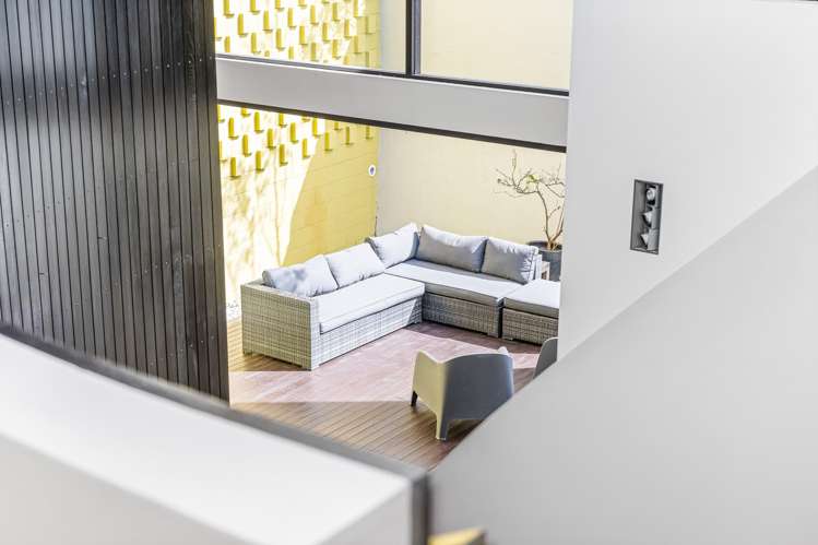 303 Beach Road Campbells Bay_36