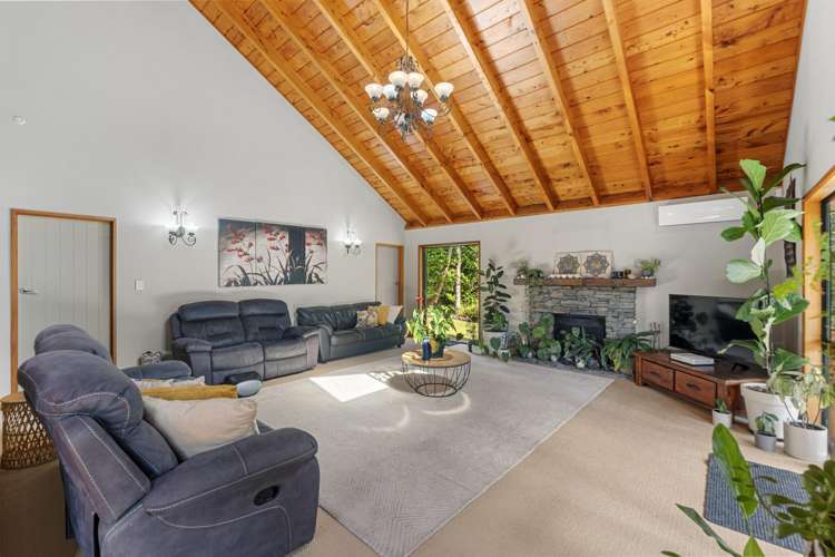 58 Bethells Road Waitakere_9