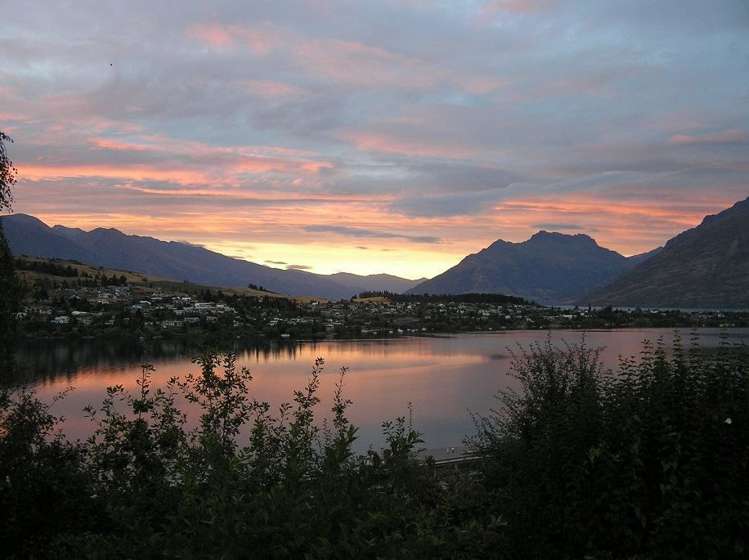 2 Andrews Road Queenstown_13