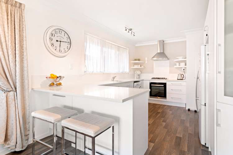 6 Colwill Road Massey_13