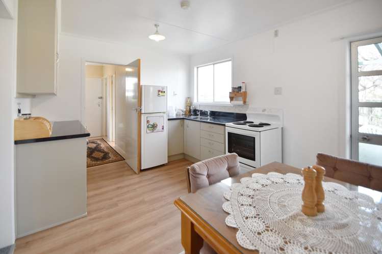 20 Mackenzie Drive Twizel_5