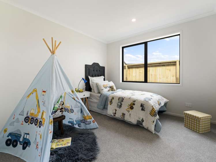 9 Suffolk Down Road Karaka_9