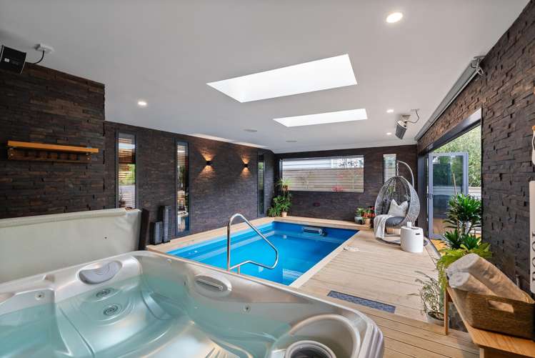 5 Riroriro Close Crofton Downs_24