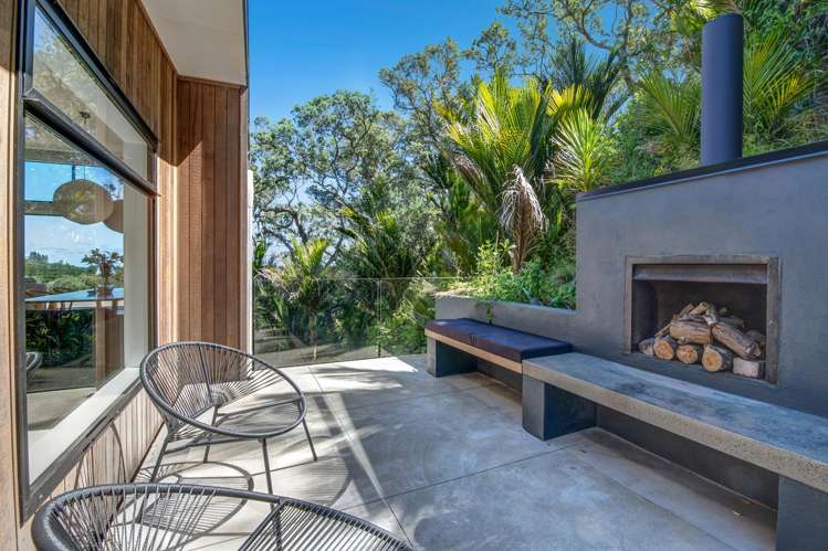 167 Motutara Road Muriwai_10