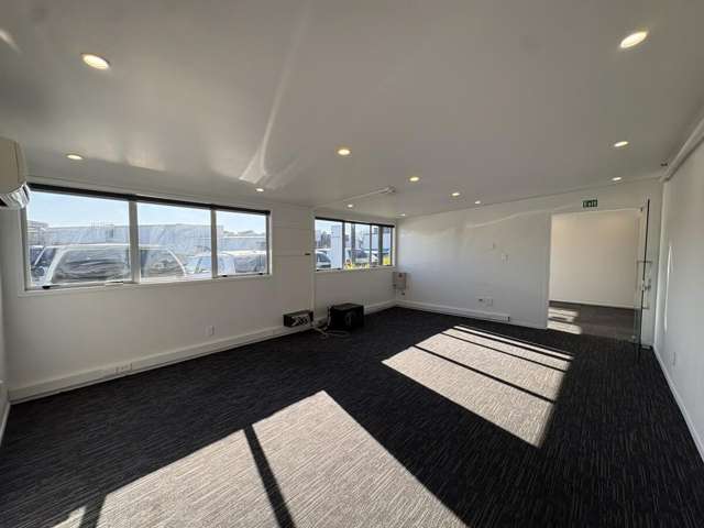 171 Pilkington Road Point England_4