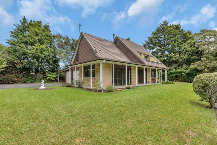 63 Memorial Drive Parahaki_36