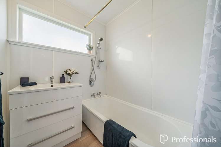 34 Donnelley Drive Wainuiomata_15