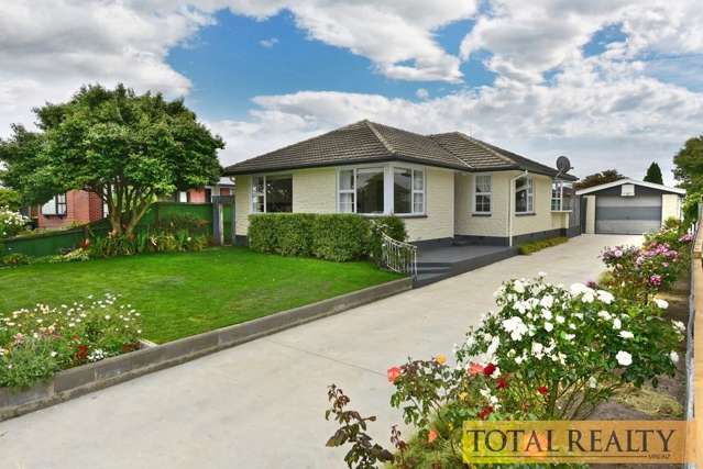 8 Dunstan Crescent Hornby_1