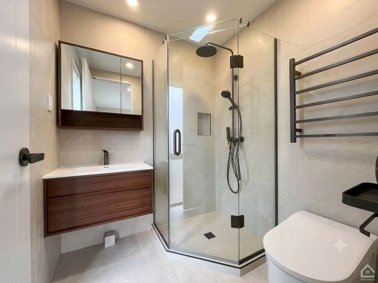 8A Baringa Place Botany_7