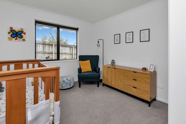 11 Rolling Stone Rise Tikipunga_9