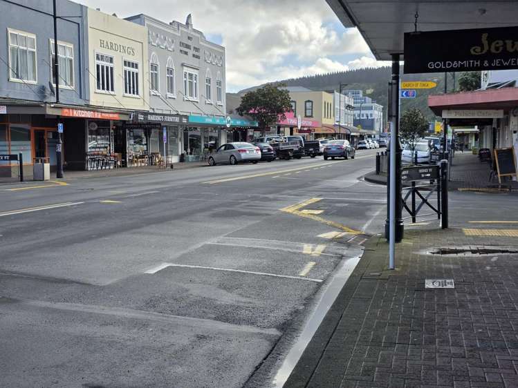 Ground/121 Jackson Street Petone_3