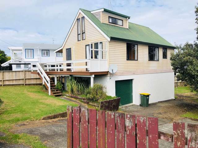 Lockwood home with huge basement