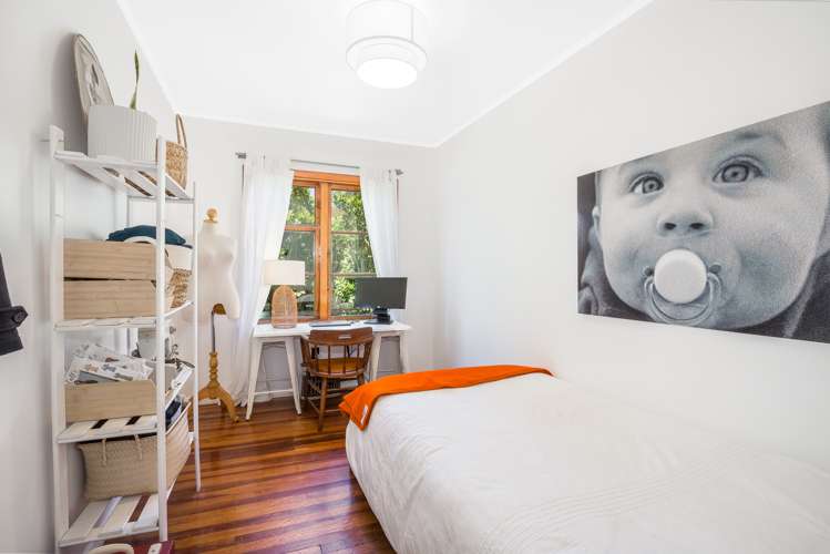 63 Airlie Road Plimmerton_16