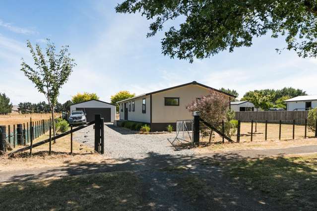 Modern Simplicity Meets Country Calm