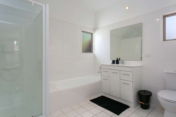 7/17 Pope Terrace Leamington_13