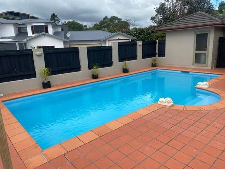 11 Shelter Grove Frankleigh Park_24