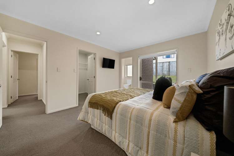 6 Luna Place Henderson_18