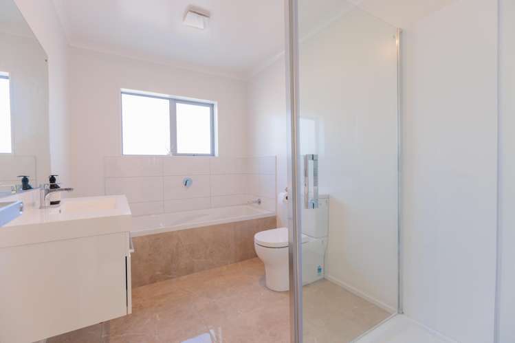 15 Prestwich Rise Churton Park_15