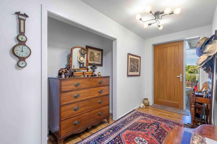 9 Violet Street Riverton_3