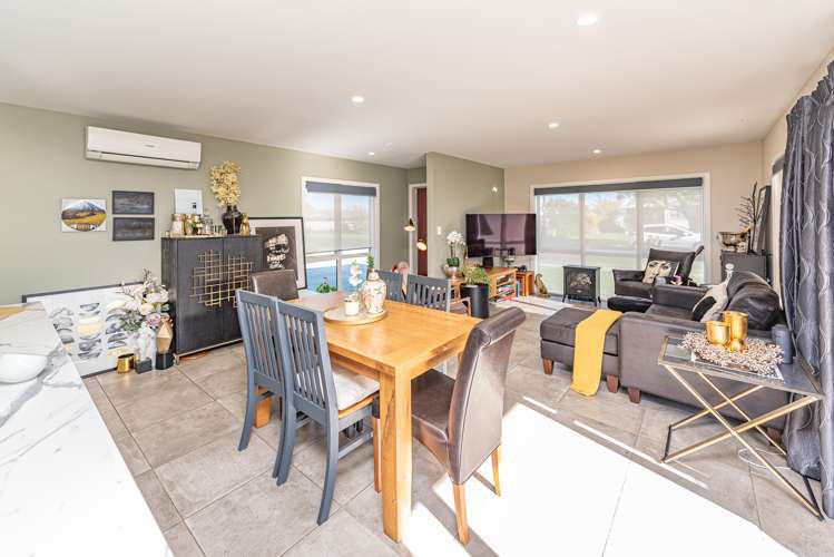 24 Somerset Road Springvale_6