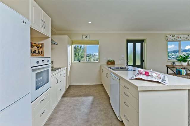 21b Bonita Avenue Stanmore Bay_4